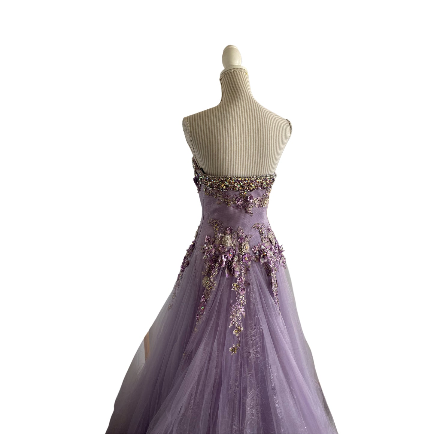 Vendu 20 dec 25 - bal 2026 - 550-13 - lilac - 6 ans