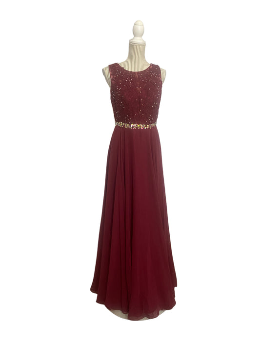 570008 - medium - burgundy
