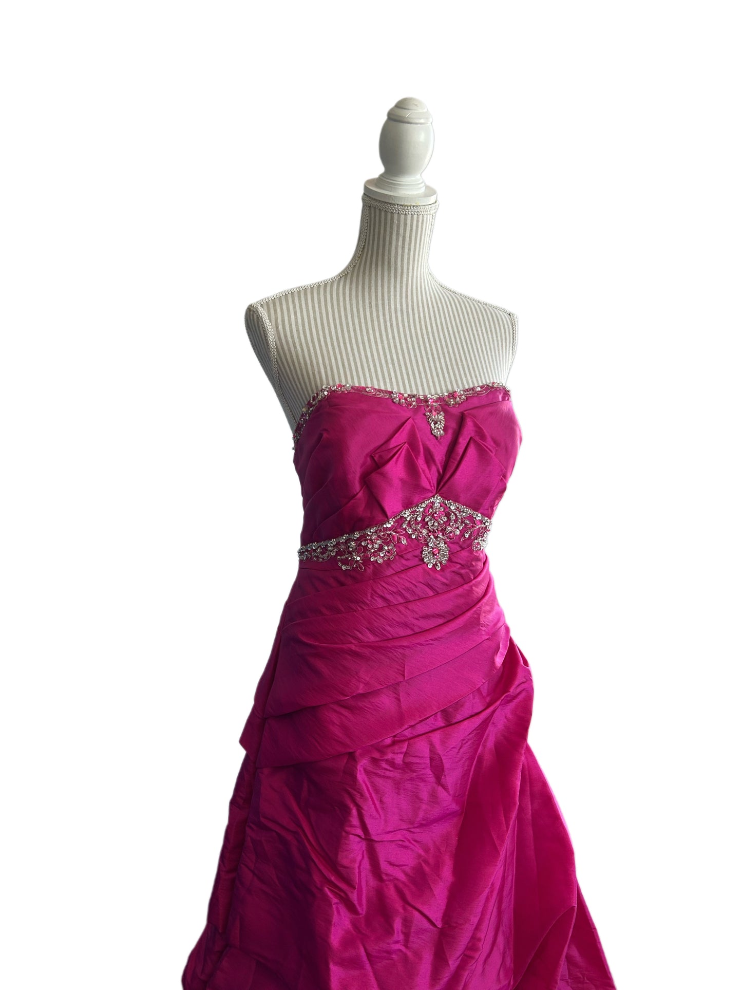 Cendrillon classique 250-48 - fushia - 26 ans