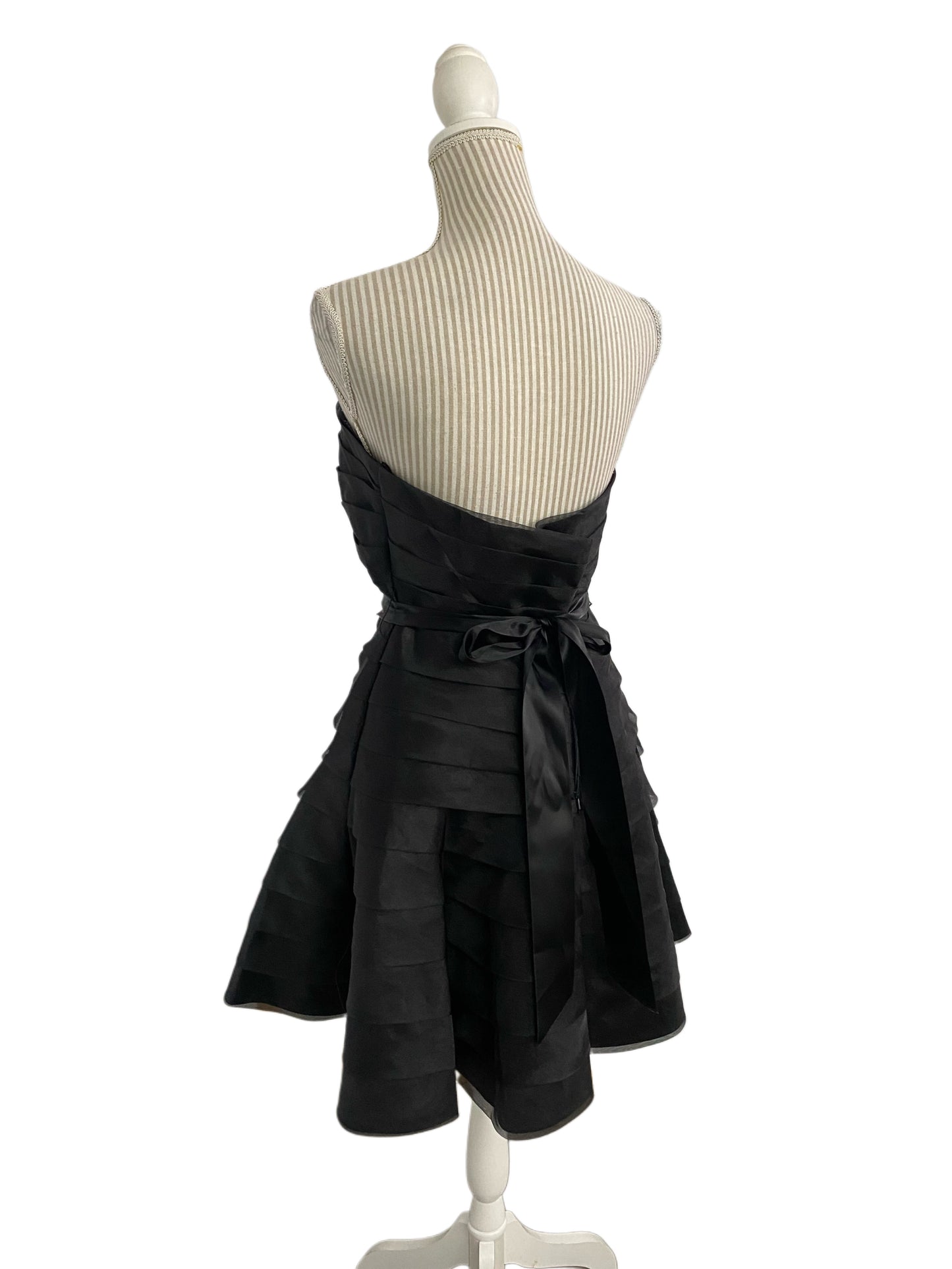 Petite robe cocktail a etage - noire - 12 ans