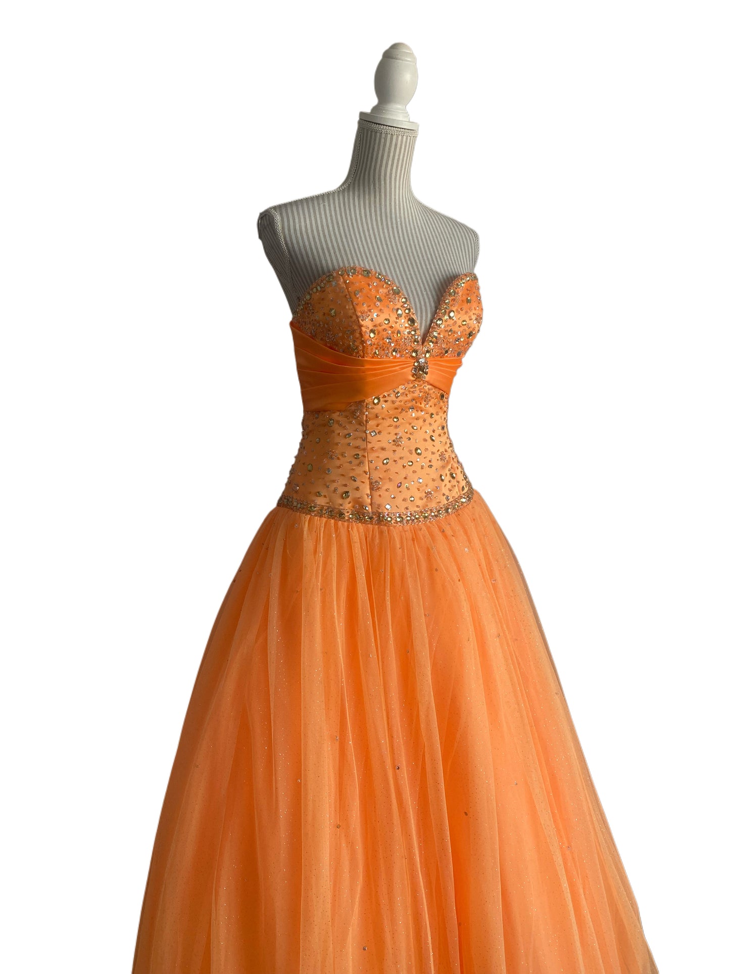 Sammie - cendrillon - 12 ans - orange ( faite petite )