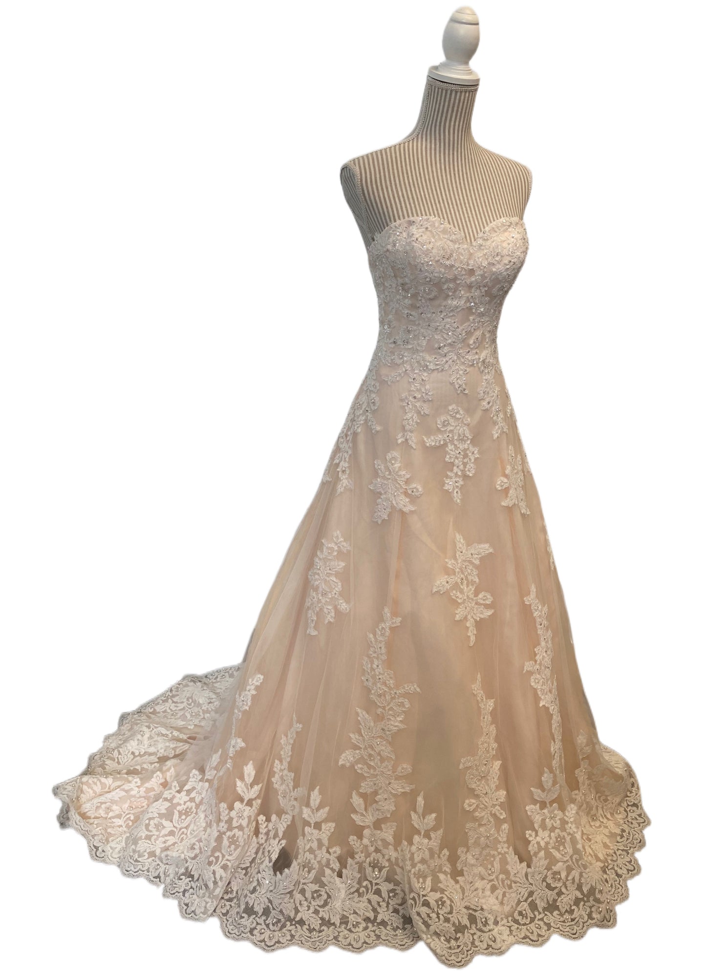 Robe de mariée - beige rosée -  8ans