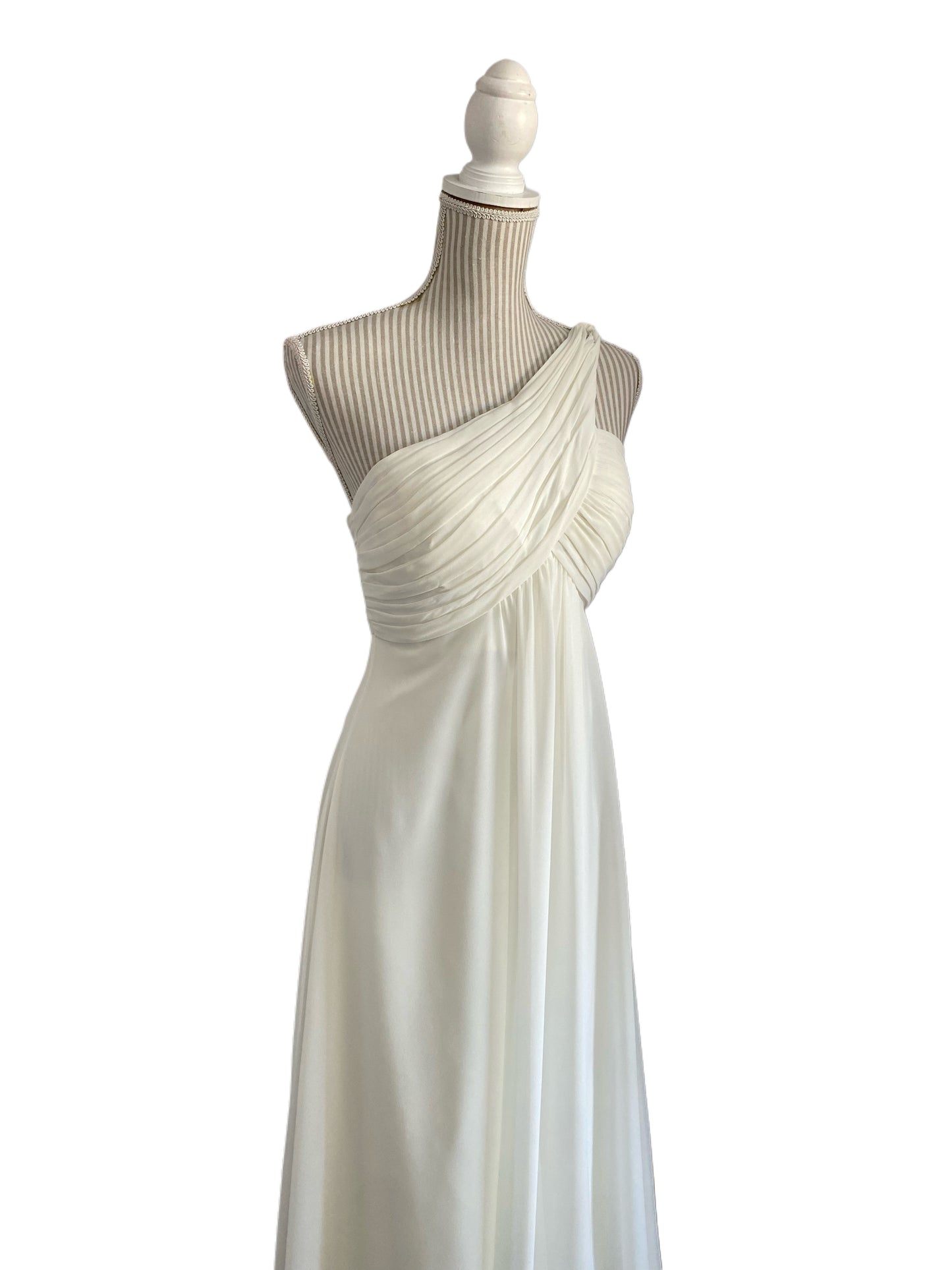 675 - off white - 6 ans -