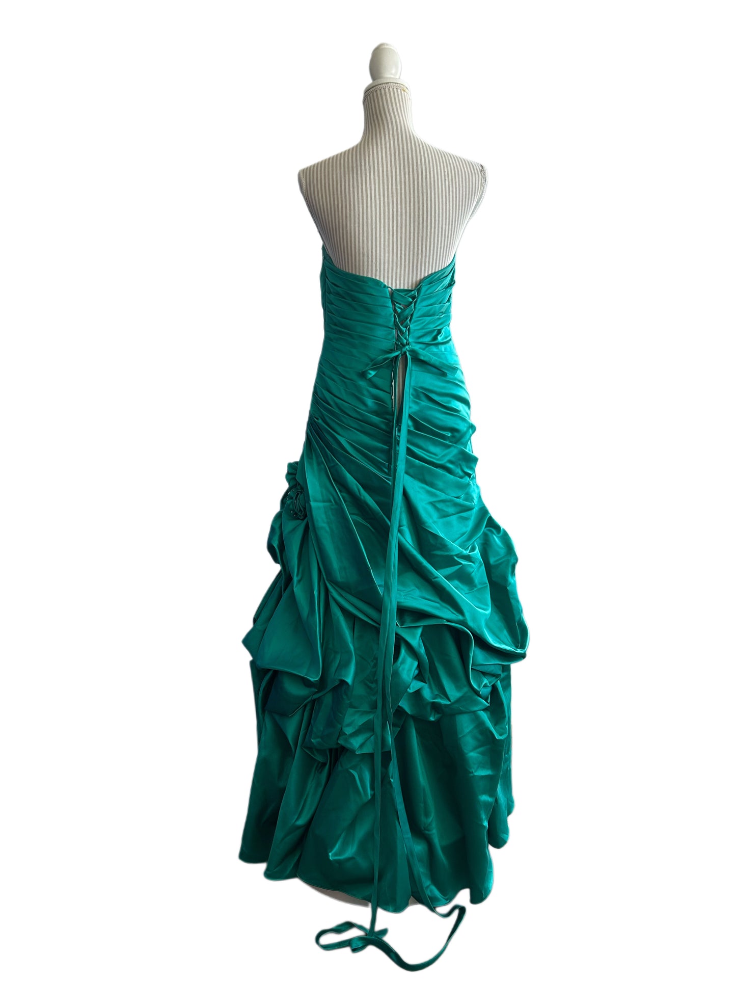 *** Vintage - jade - 260-23 - 22 ans -