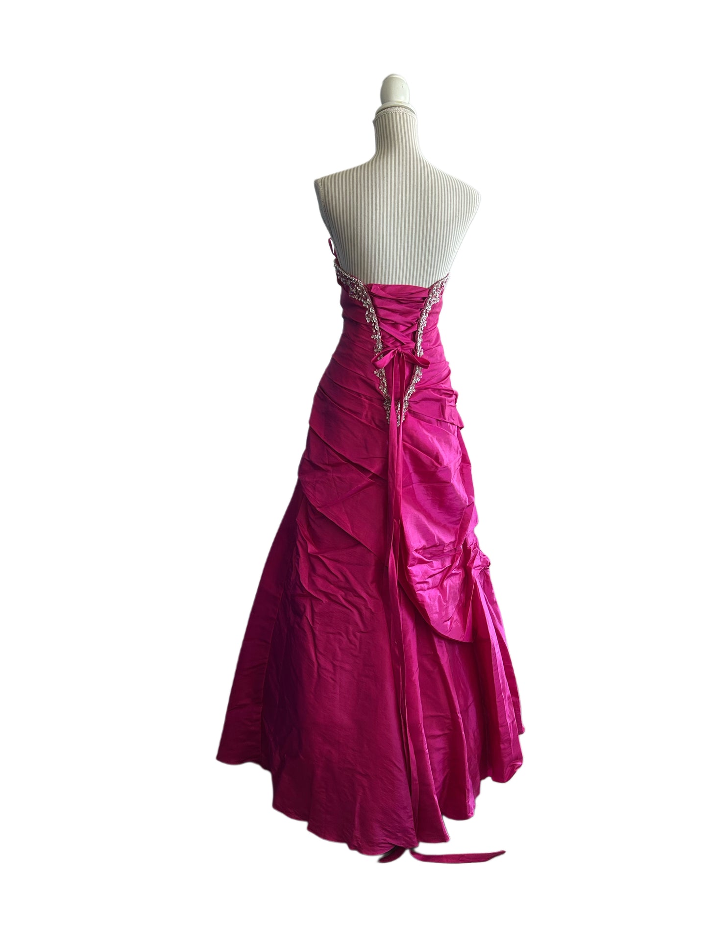 Cendrillon classique 250-48 - fushia - 26 ans