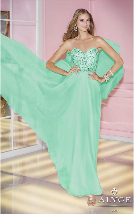VR60-2027 - Alyce - 14 ans - mint