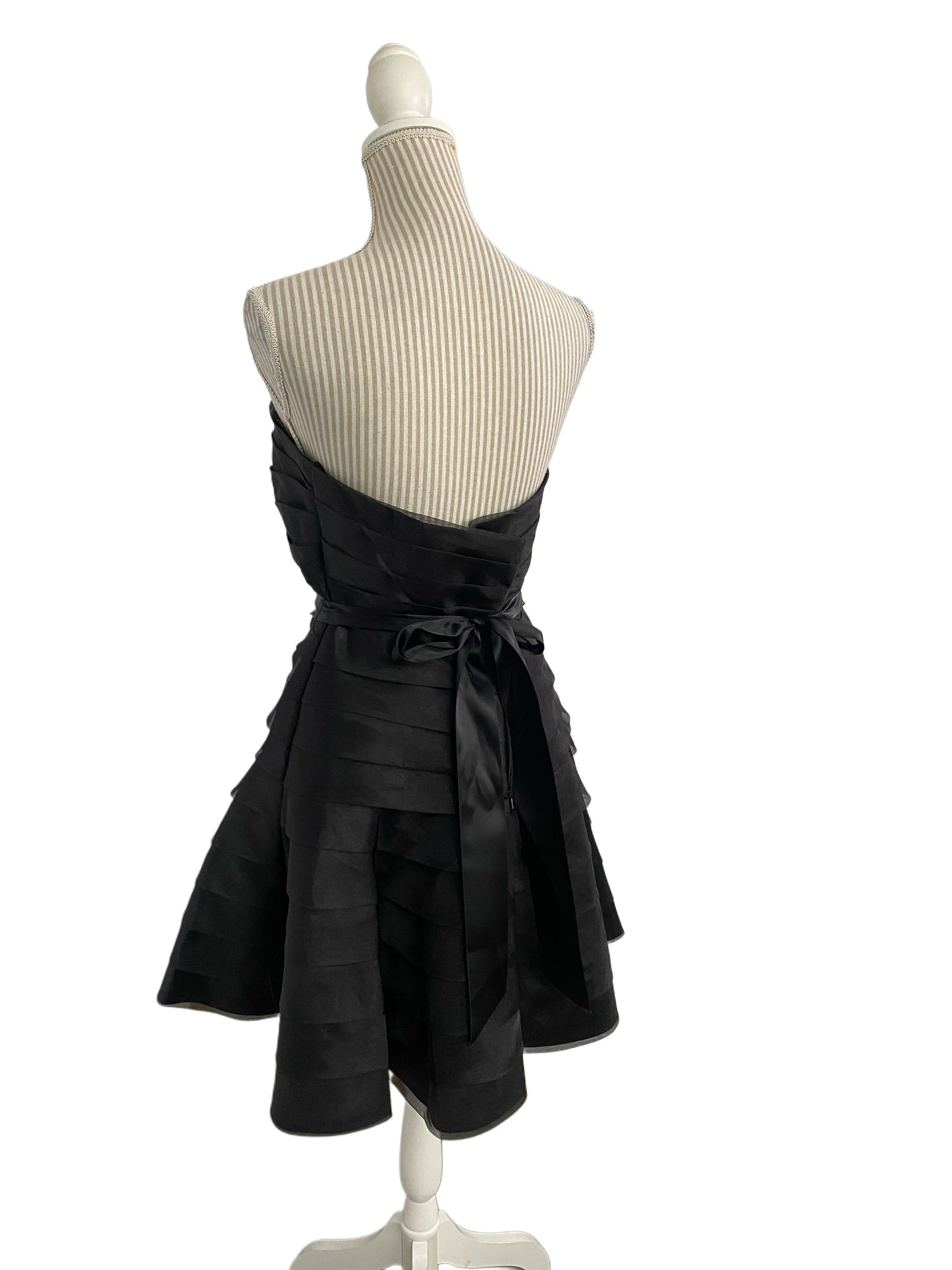 Petite robe cocktail a etage - noire - 12 ans