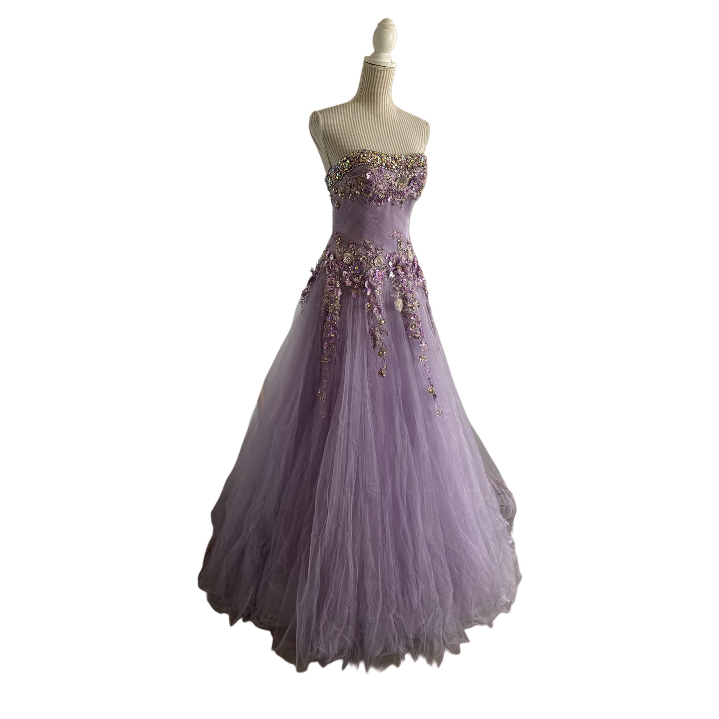 Vendu 20 dec 25 - bal 2026 - 550-13 - lilac - 6 ans