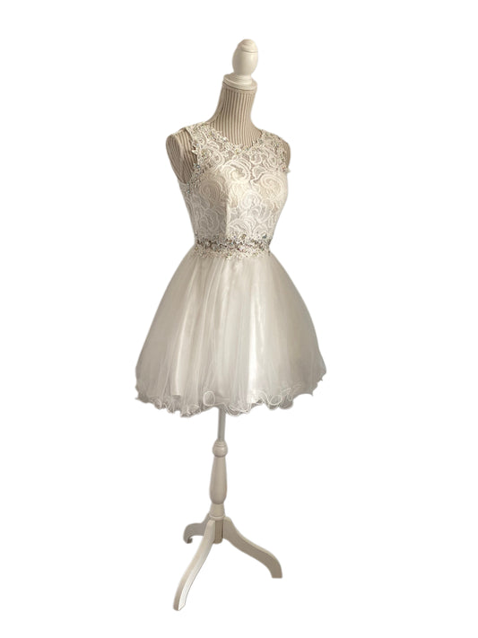 Petite robe funky, 2 eme robe mariage ou bouquetiere junior, xsmall, tulle et dentelle, white