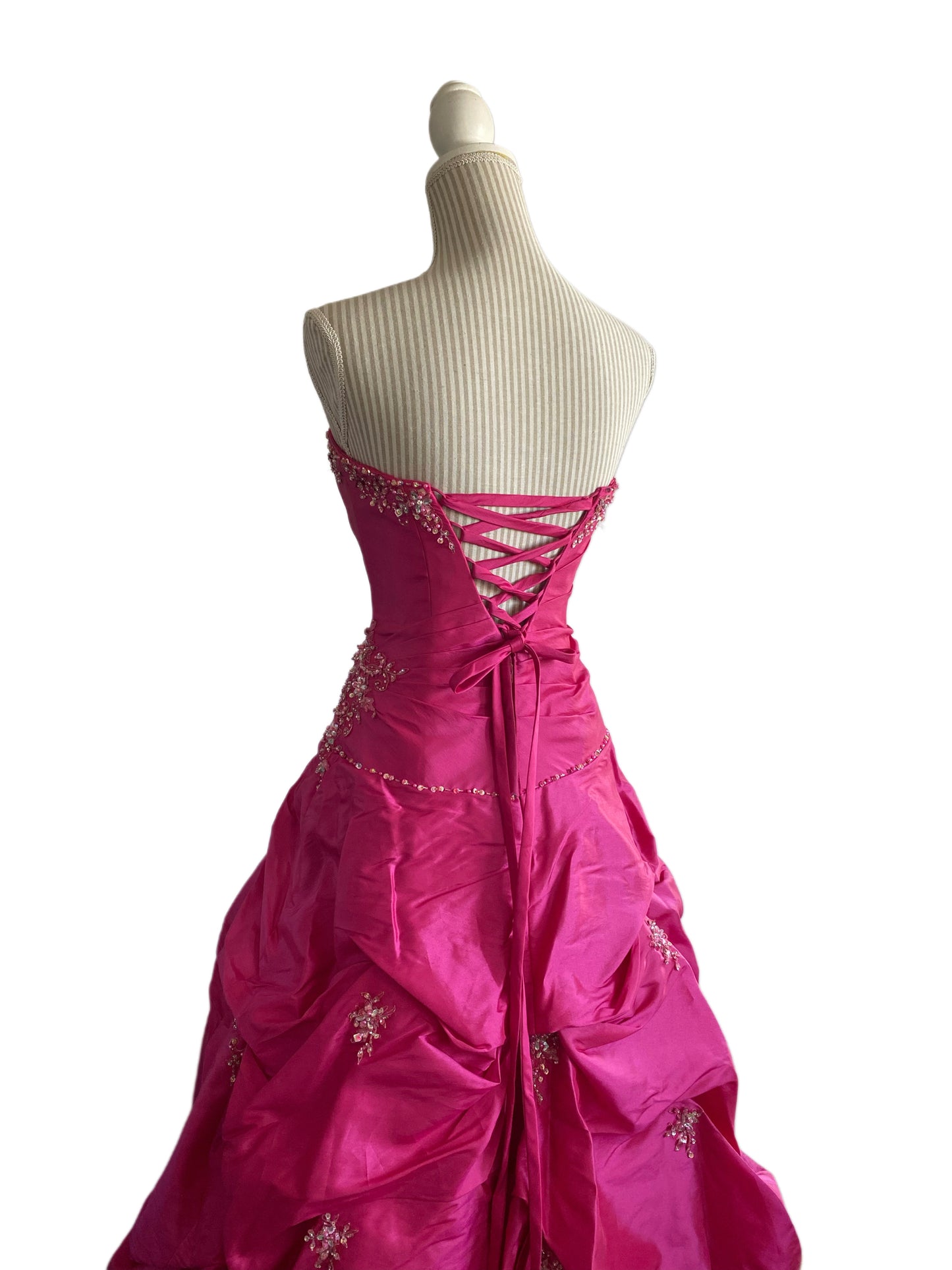 Charlene - cendrillon classique - 8 ans - fuschia